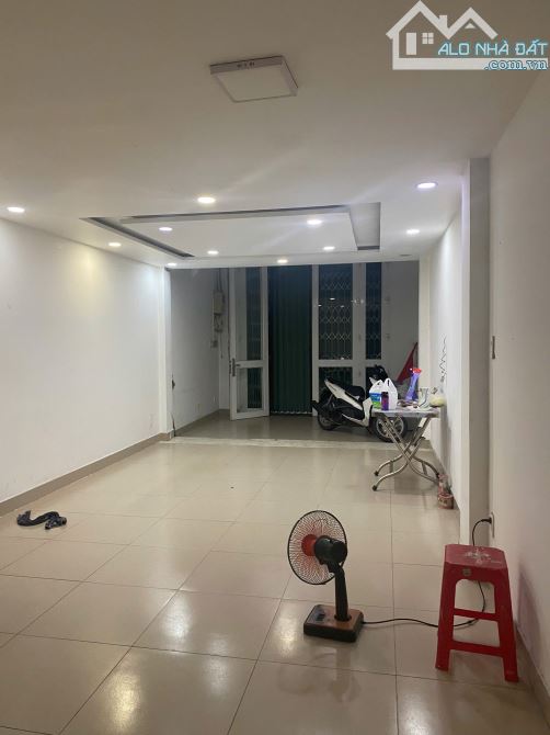 Hẻm 7A Thành Thái Quận 10, DT:4x19m, 4 tầng, có HĐT, Giá 16,5 tỷ