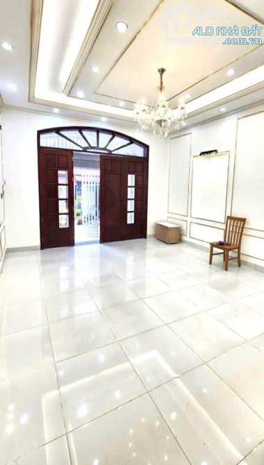BÁN NHÀ 3 TẦNG – KHU DÂN CƯ ĐỒNG BỘ LASCASA, HOÀNG QUỐC VIỆT Q7 – XE HƠI NGỦ TRONG NHÀ