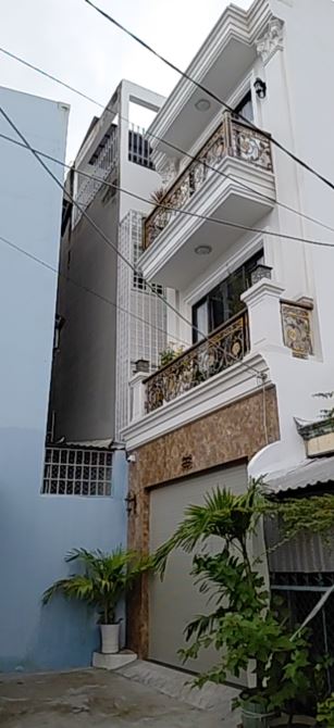 NHÀ MỚI ĐẸP , DIỆN TÍCH , 81 M2 , GIÁ ,9,7 tỷ,  HUỲNH TẤN PHÁT Q7