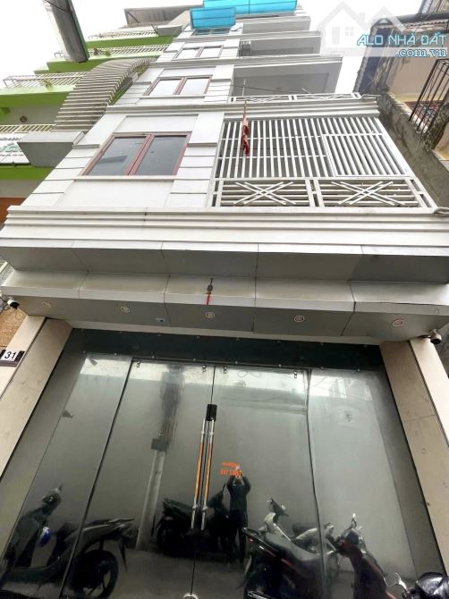BÁN TÒA NHÀ CCMN ĐƯỜNG TAM KHƯƠNG. 100M2 - 7 TẦNG. THANG MÁY. 14 PHÒNG.