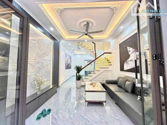 MSP: TP04 ✨ 3,45 tỷ – Nhà xây mới 3 tầng, Văn Cao – Thư Trung