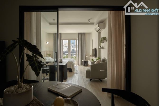 CĂN HỘ TÁCH BẾP LUXURY FULL NỘI THẤT BAN CÔNG CỰC ĐẸP Ở QUẬN 1