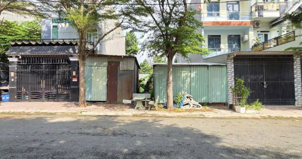Cho thuê nhà MT Nguyễn Văn Kỉnh, Thạnh Mỹ Lợi, Quận 2: (10x21m) giá 70 tr/táng