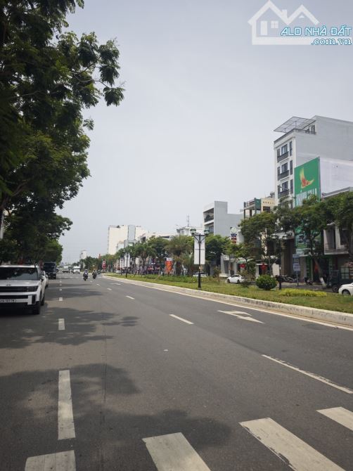 Bán đất kiệt VIP Hồ Xuân Hương 118m², ngay biển Mỹ Khê, chỉ 7,x  tỷ