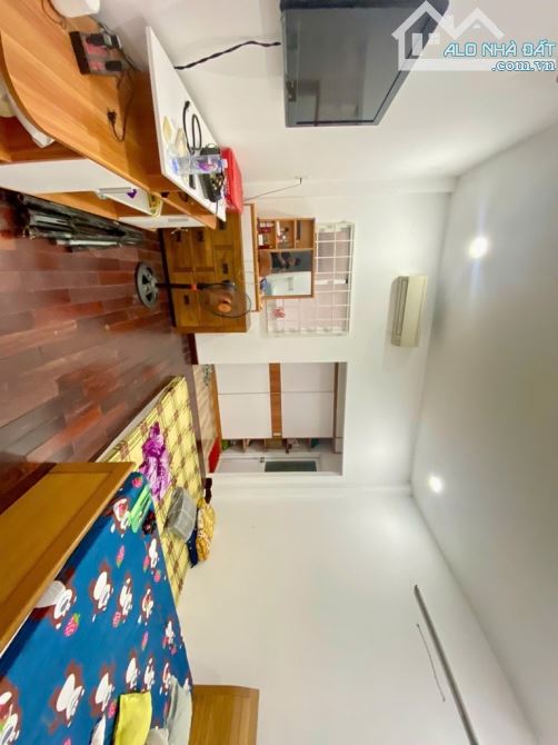 Bán nhà hẻm ô tô đường Âu Dương Lân, Quận 8, diện tích 94m2, 3 lầu 4PN, 5 Wc