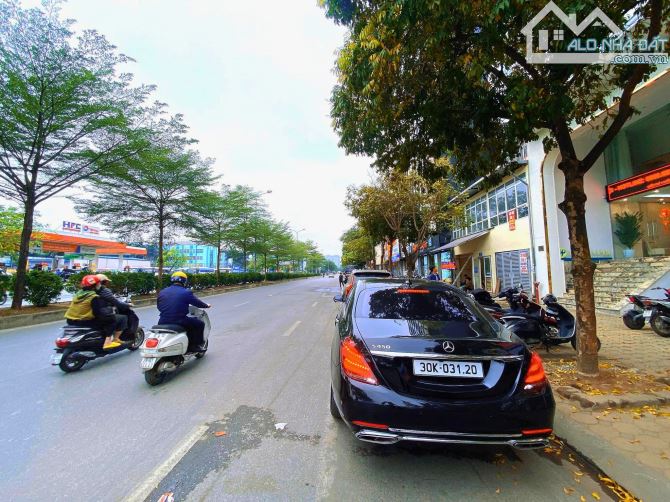 🔥 NHÀ MAI DỊCH BỀ THẾ, NỘI THẤT CỔ KÍNH, SANG TRỌNG, HỘ KHẨU TRUNG TÂM, GẦN Ô TÔ ĐỖ