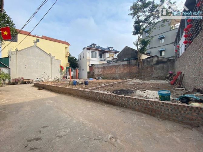 Bán lô đất tại Ninh Sơn Chương Mỹ ,58 m , sổ nở hậu, giá hơn 4 tỷ