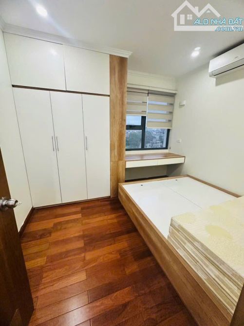 CẦN BÁN GẤP CHCC NGUYỄN HUY TƯỞNG 3 NGỦ, 2 WC FULL NỘI THẤT DT 90M2 CHỈ 7.6 TỶ.