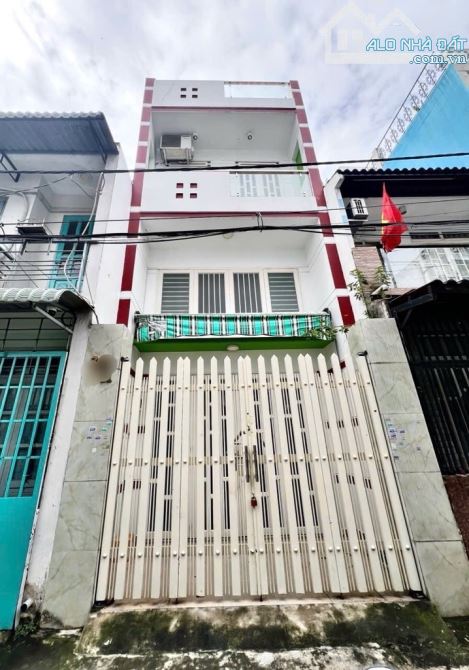 CHỦ CẦN BÁN GẤP NHÀ NGAY LÊ VĂN QUỚI -HẺM XE HƠI