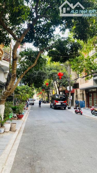Cực Hiếm, Đất Phân Lô 918 Phúc Đồng, 60m2, MT5m, Lô Góc, Vỉa Hè, Kinh Doanh, Ô Tô