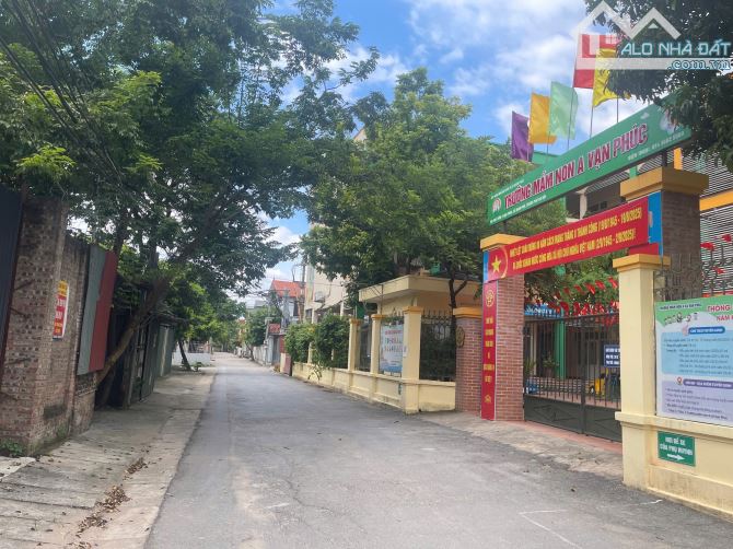 Bán 40m2 đất Vạn Phúc - Thanh Trì, ô to con đỗ cửa, Siêu hiếm