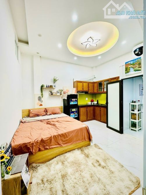 Bán nhà Kim Giang 50m2 6 tầng ngõ ba gác thoáng sáng.Nhỉnh 11 tỷ, Nhà dòng tiền.