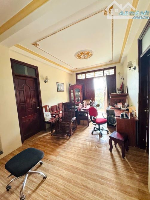 SIÊU HIẾM TRẦN DUY HƯNG 50m MT 7m 5 TẦNG LÔ GÓC THANG MÁY NHÀ MỚI FULL NỘI THẤT 13 TỶ