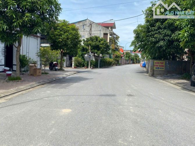 BÁN LÔ ĐẤT VÀNG 162m2 ĐƯỜNG HOÀNG TRUNG THÔNG, YÊN DUỆ, ĐÔNG VĨNH