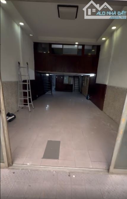 Nhà Cho Thuê Nguyên Căn Đường Nguyễn Văn Giai Quận 1