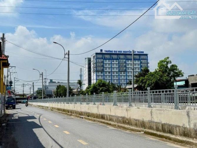 Nhà An Phú Đông, đối diện ĐH Nguyễn Tất Thành,  173m² (9 x 19), 6PN, hẻm 5m, 9.2 tỷ