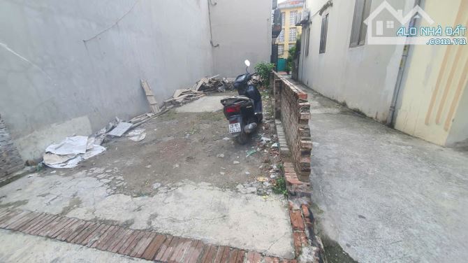 ĐẤT VẠN 3- THANH TRÌ LÔ GÓC- Ô TÔ CHỈ 3,7 TỶ