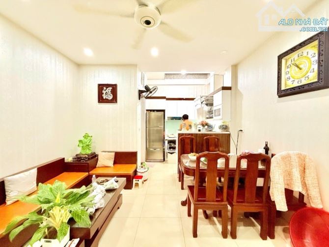 NGÕ GỐC ĐỀ- MINH KHAI- NHÀ DÂN XÂY- NGÕ NÔNG THOÁNG SÁNG, GẦN PHỐ- 38M2 x 5TẦNG