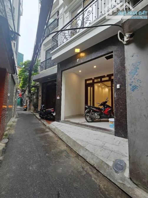 Bán Nhà 6 Tầng Thang Máy – Trung Tâm Ngọc Lâm, Bước Chân Ra Phố Hồng Tiến – Nguyễn Văn Cừ
