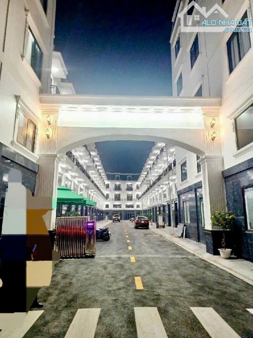 🌺Nhà 5 tầng đường TÔ NGỌC VÂN phường Thạnh Xuân Quận 12, dt 66,4m2 (4,2mx17m) Đường 10m