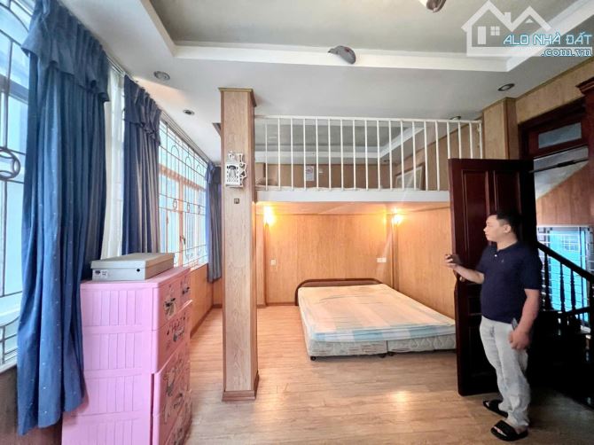 Cho thuê nhà ngõ 189 Thụy Khuê, phường Thuỵ Khuê, Tây Hồ. DT 40m x 4.5 tầng giá 12tr