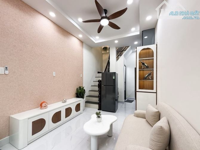 🌺🌺 MỚI TINH HXH NGAY HOÀNG HOA THÁM, 3 TẦNG, PN MASTER, 3WC, 15m2. GIÁ: 3 TỶ🌺🌺 - 10