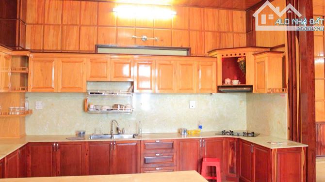 NHÀ ĐẸP KIÊN CỐ HẺM 320 TRẦN PHÚ NỘI THẤT XỊN XÒ TOÀN GỖ TỰ NHIÊN - Loctran - 10