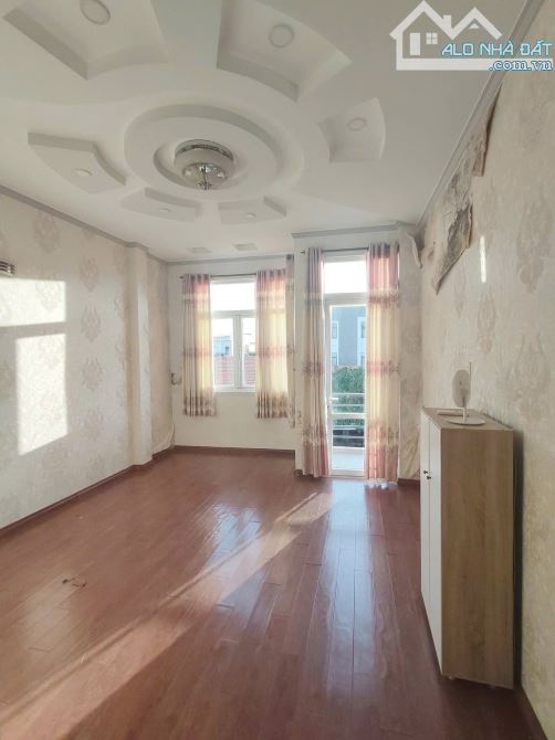 bán nhà đường 30 tháng 4, khu dân cư số 9 cần thơ, giá dưới 7 Tỷ ( 4m x 19m ) - 10