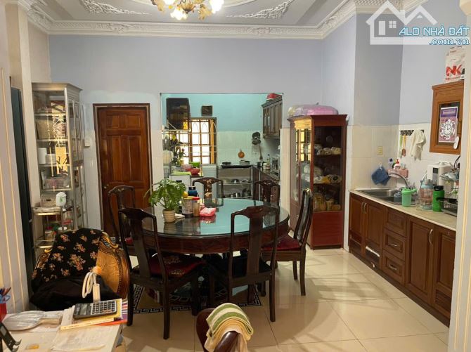 Bán Biệt thự Góc 2MT Thanh Đa Phường 27 Bình Thạnh: 20mx32m, sổ 513m2, 3 tầng. Chốt 66 tỷ - 9