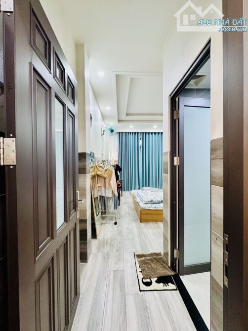 Nguyễn Gia Trí hẻm xe hơi khu VIP hiếm nhà bán sát mặt tiền chỉ 10,2 tỷ - 10