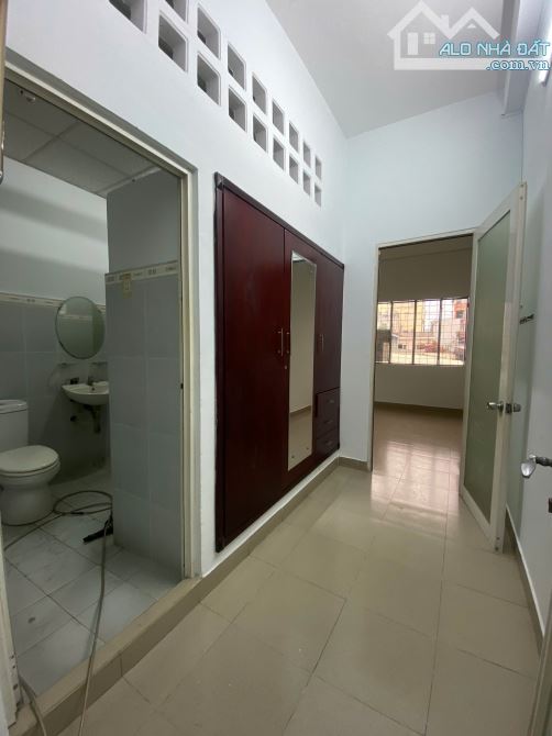 Chính chủ cho thuê 235 Trường Chinh Tân Bình – DT: 3.7 x 16m 2 lầu mới giá 27 triệ - 10