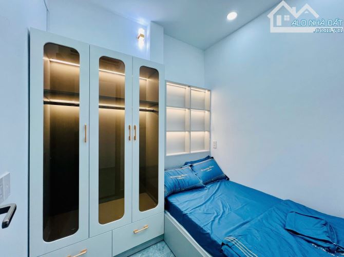 BÁN NHÀ NHỈNH 5 TỶ - SÁT CÔNG VIÊN LÀNG HOA GÒ VẤP - 10
