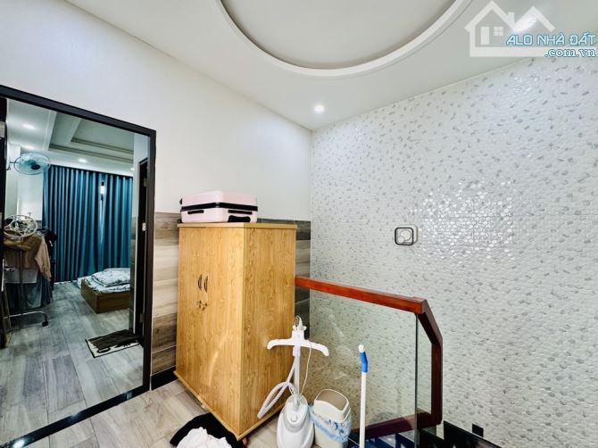 Nguyễn Gia Trí hẻm xe hơi khu VIP hiếm nhà bán sát mặt tiền chỉ 10,2 tỷ - 11
