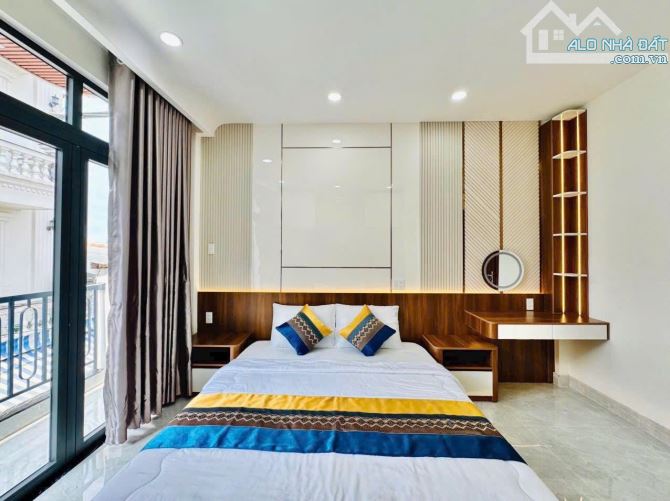 ĐỊNH CƯ CẦN BÁN CĂN NHÀ TRẦN QUANG DIỆU,PHƯỜNG 14, QUẬN 3, GIÁ:5,58TỶ/63M2 (4,5x14) - SHR - 11