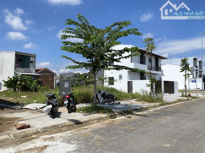70m2 mặt tiền đường 19.5m Nguyễn Liên Phong -  Hương Sơ - 2