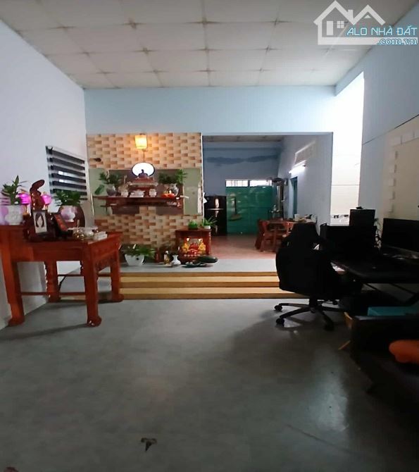 Bán nhà mặt tiền đường số Đông Hưng Thuận, ĐHT, Q12, 147m2, ngang 6.5m, nở hậu - 1