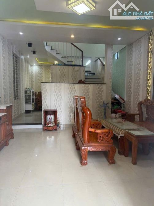 Nhà MT 7m, 1 Trệt 2 Lầu, 82m², 5PN, SHR, Giá 7 Tỷ TL Q9 - 1
