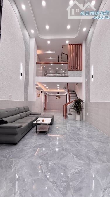 KHU VIP Lê Văn Quới 5TẦNG LUNG LINH FULL NỘI THẤT CÒN ĐƯỢC GIẢM NGAY 200củ - 1