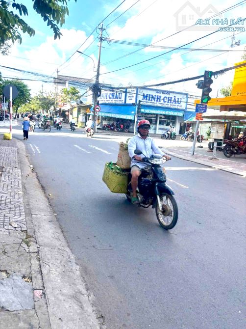 E cần chuyển nhượng lại khu đất như hình quý khách hàng có nhu cầu liên hệ e thành - 1
