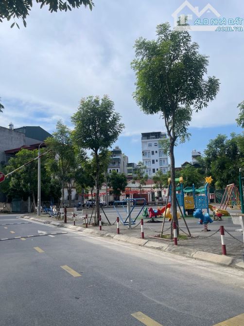 PHỐ GIẢI PHÓNG. 70M² - 5 TẦNG. GIÁ 14,5 TỶ. GARA Ô TÔ. KHU VUI CHƠI, SÂN ĐỂ Ô TÔ SIÊU RỘNG - 1