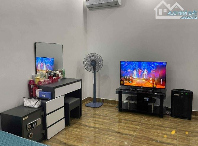MAY MẮN  CHO AI M.UA ĐƯỢC CĂN NÀY- ĐC- Chiến Thắng - Hà Đông   DT  42 m2 GIÁ CHỈ 7,2 TỶ NG - 1