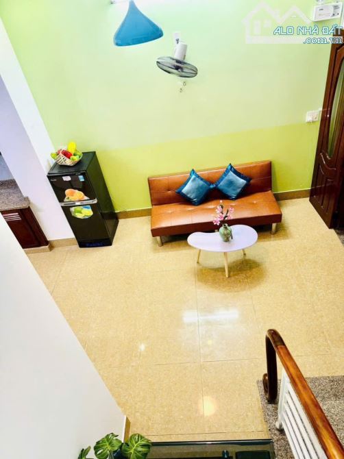 CHO THUÊ NHÀ KIỆT OTO TRÁNH NHAU PHẠM VĂN ĐỒNG, TP HUẾ - 1