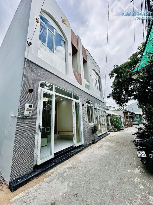 Nhà 1 trệt 1 lầu hẻm 2 Bùi Hữu Nghĩa kế chợ Bình Thuỷ lộ nhựa 4m hoàn công - 1