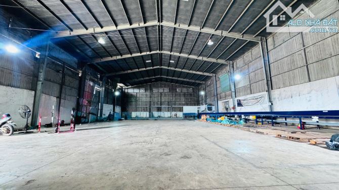 Cho thuê kho 1000m2 mặt tiền vành đai 10/3 không cấm tải đầy đủ pccc - 1