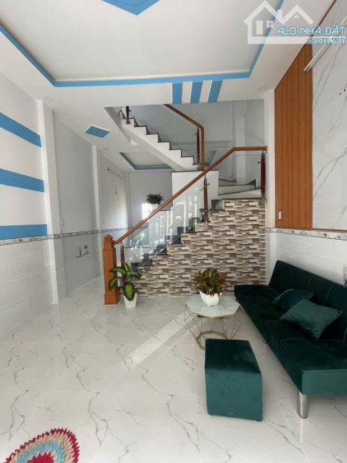 Nhà 2 tầng 575tr, 4x10 ngay Uỷ Ban Mỹ Hạnh 2 Phòng ngủ - 1