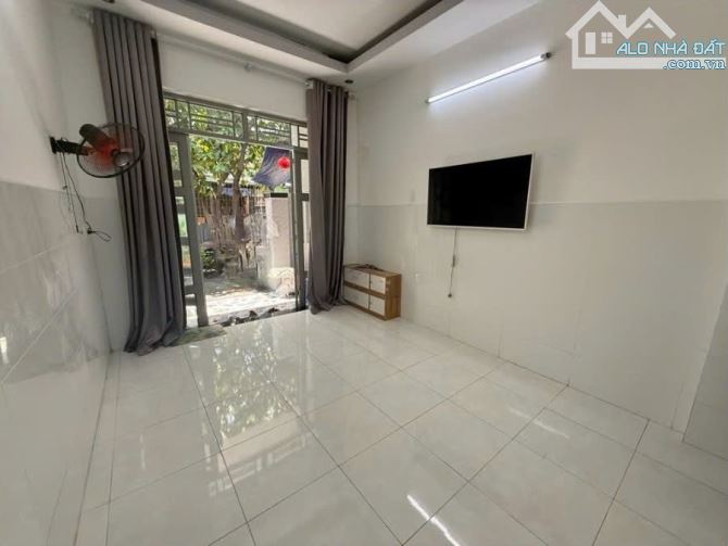 B.Á.N NHÀ HẺM XE HƠI VÀO TẬN NHÀ- HIỆP BÌNH PHƯỚC- 2 TẦNG-46.6M2 - GIÁ HƠN 3TỶ CHÚT - 1