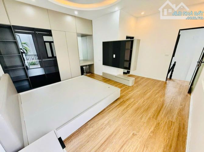 Nhà Đẹp Mới Ngõ Nông Đội Cấn, DT 36m2 4 tầng MT 6m, giá 8.9 tỷ - 1