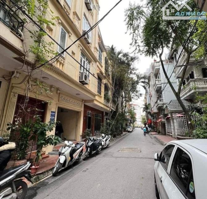 Phân lô Quân Nhân quận Cầu Giấy 67m2 MT6.4m-5Tầng Ô Tô Tránh Dừng Đỗ Ngày Đêm,Kinh Doanh - 1