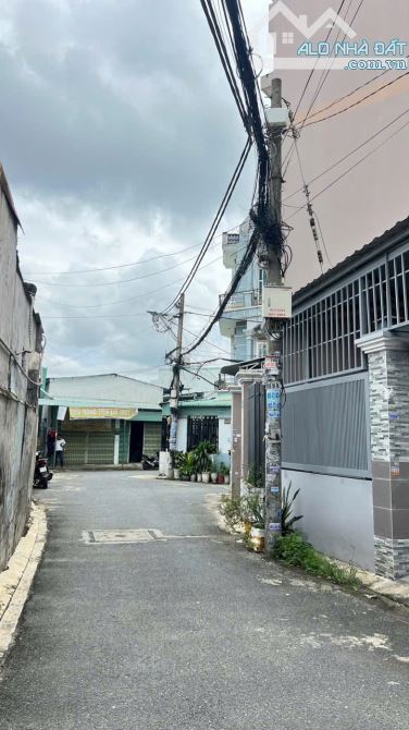 bán nhà duong nguyễn thị búp 4x13 3 lầu đường oto 6m giá 4.5 tỷ  dang cho thuê 8tr/tháng - 1