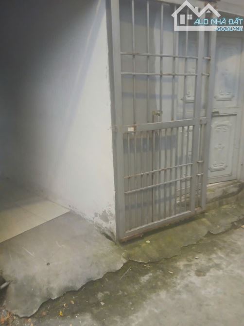 4.x tỷ /61 M2/ 3.8 M tiền/ Đông Dư/ Ô tô - 1